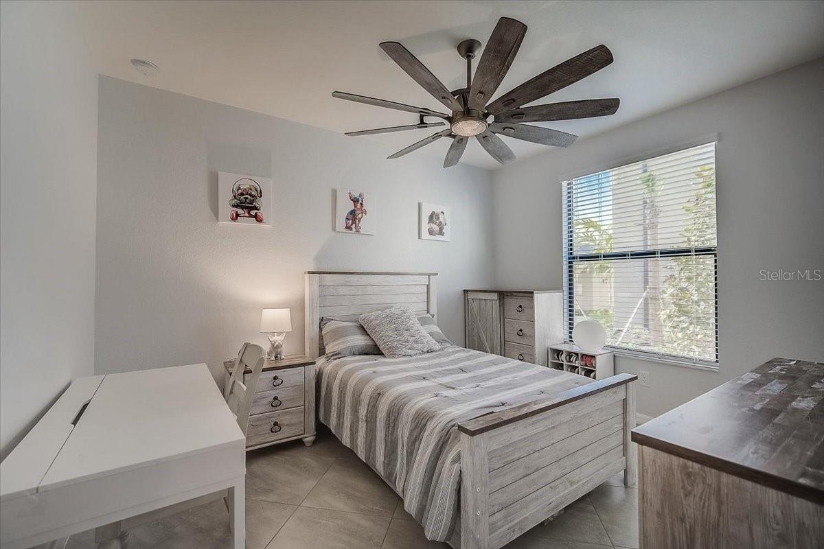 5694 PALMER CIR #101