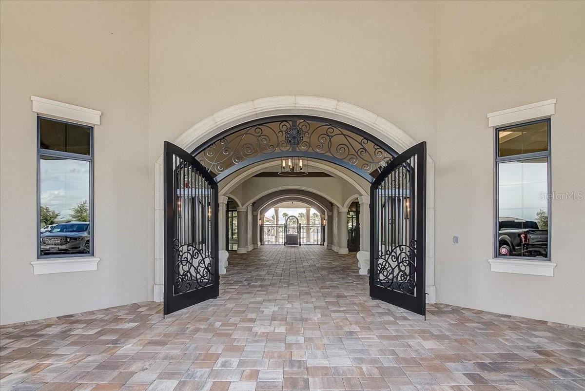 5694 PALMER CIR #101