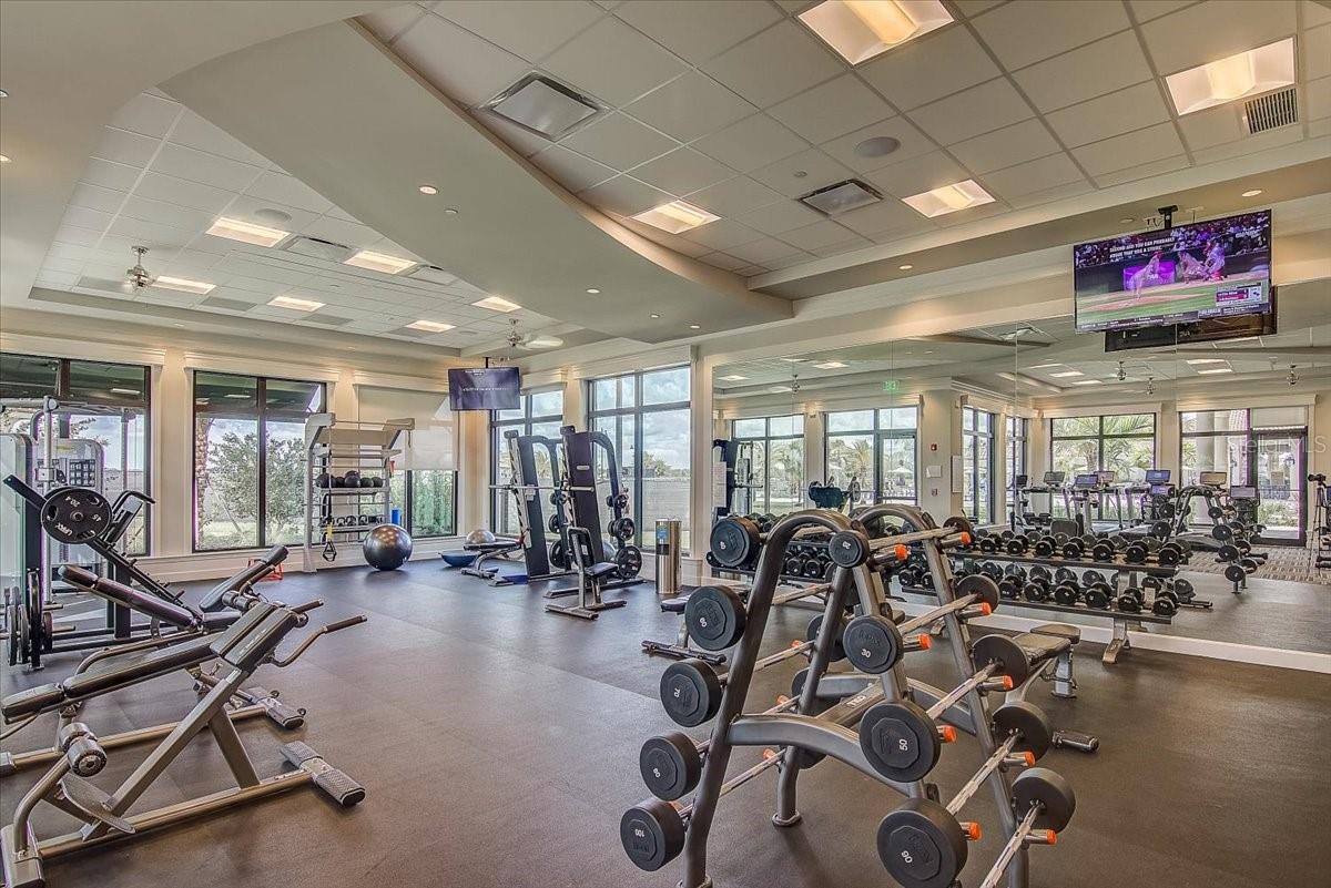 5694 PALMER CIR #101