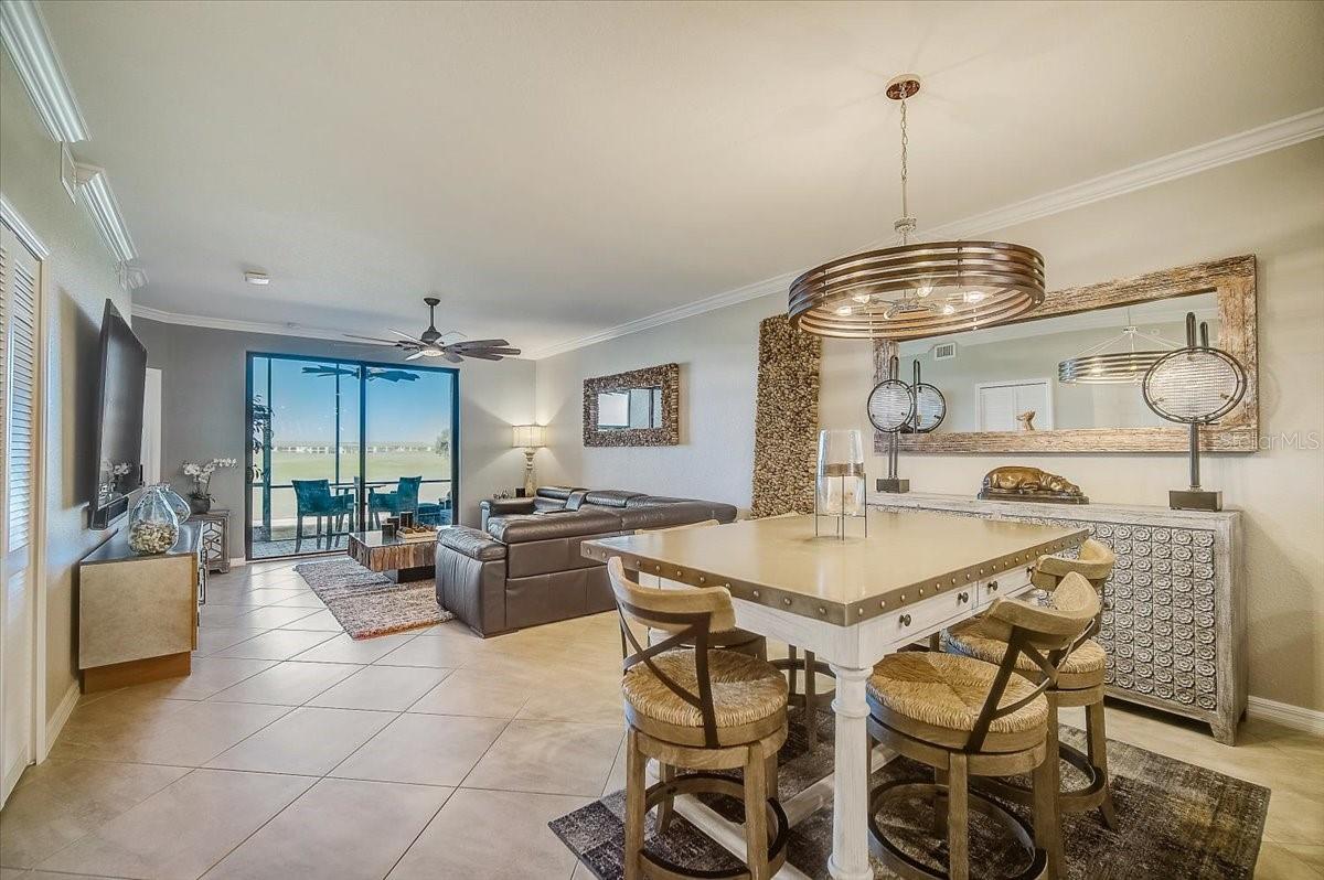 5694 PALMER CIR #101