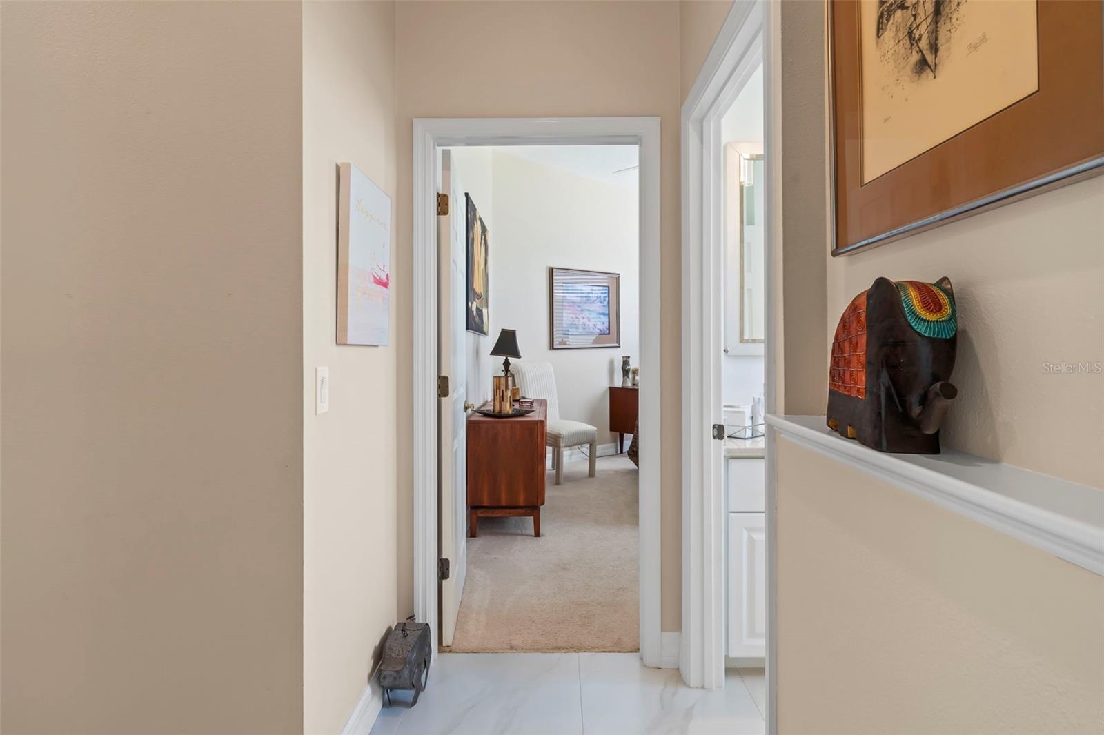 6880 PAN AMERICAN BLVD