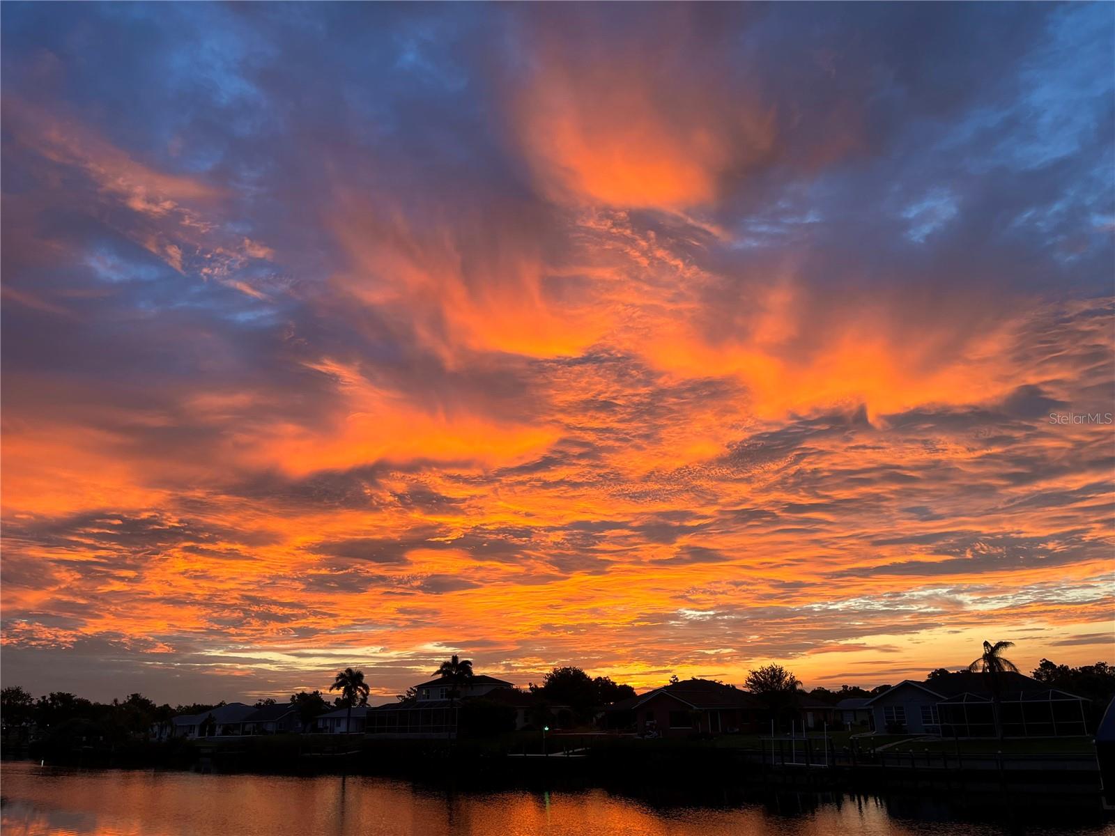 6880 PAN AMERICAN BLVD