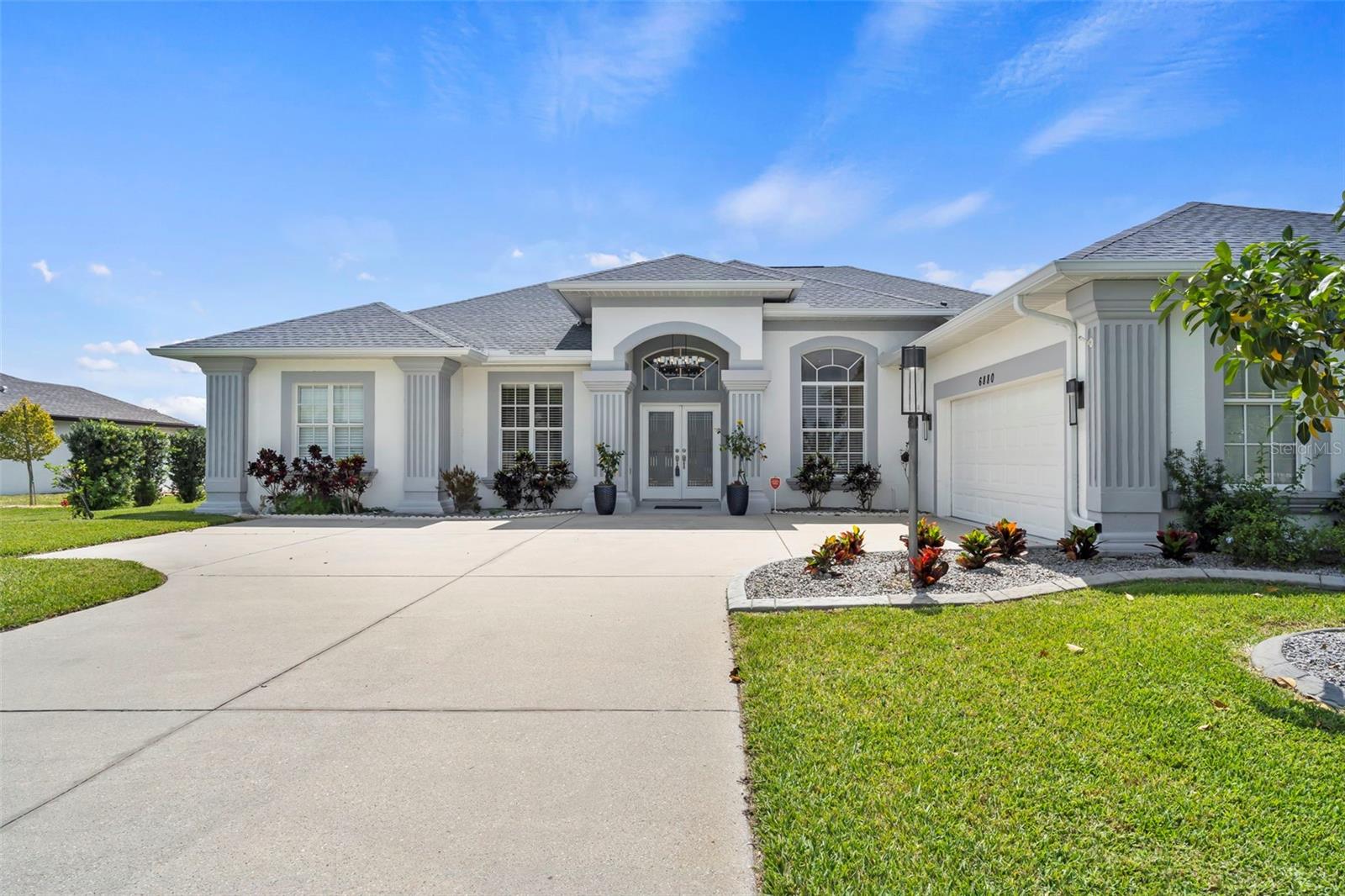 6880 PAN AMERICAN BLVD