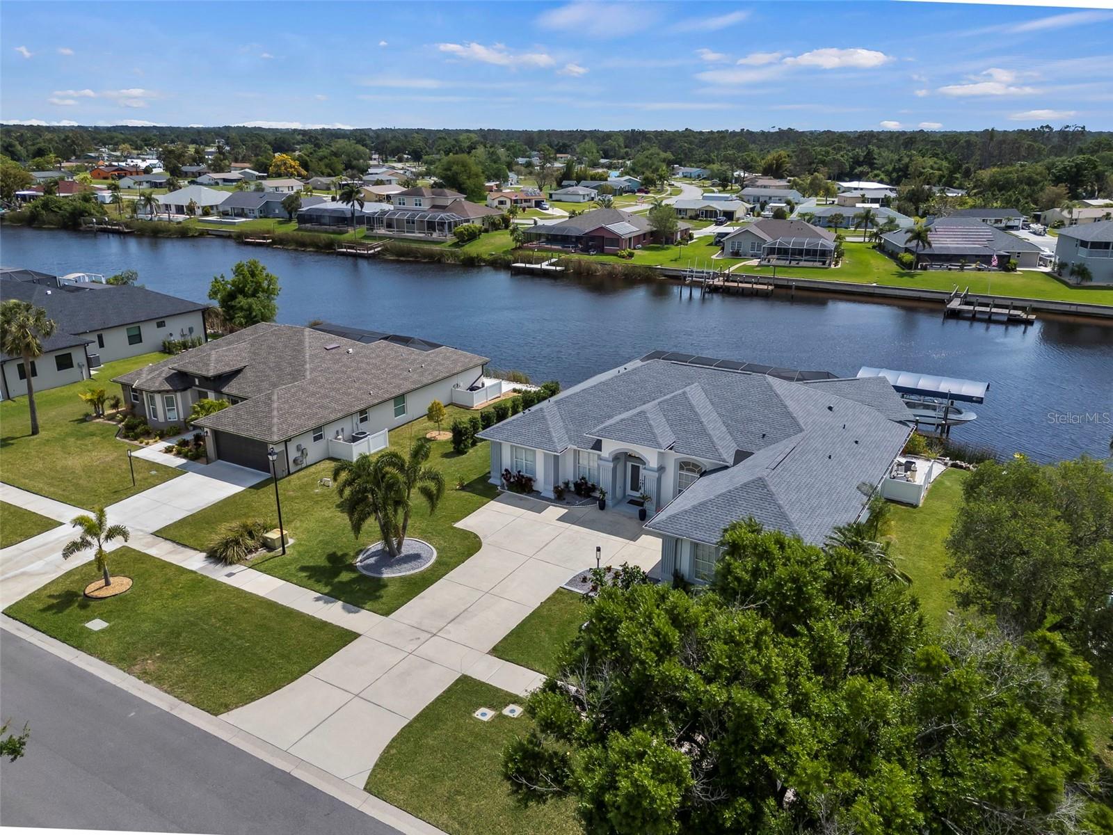 6880 PAN AMERICAN BLVD