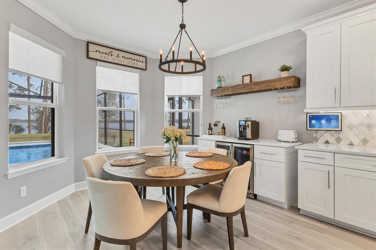 6375 GRANDVIEW HILL CT