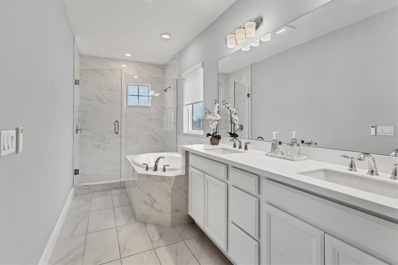 6375 GRANDVIEW HILL CT