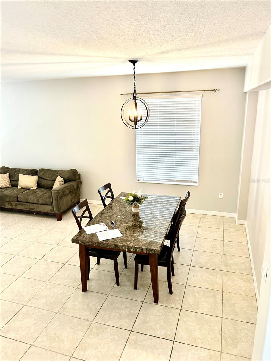 5981 WILLOWS BRIDGE LOOP