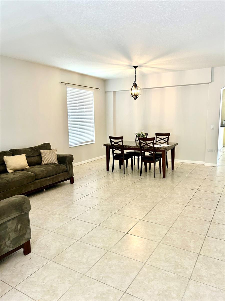 5981 WILLOWS BRIDGE LOOP