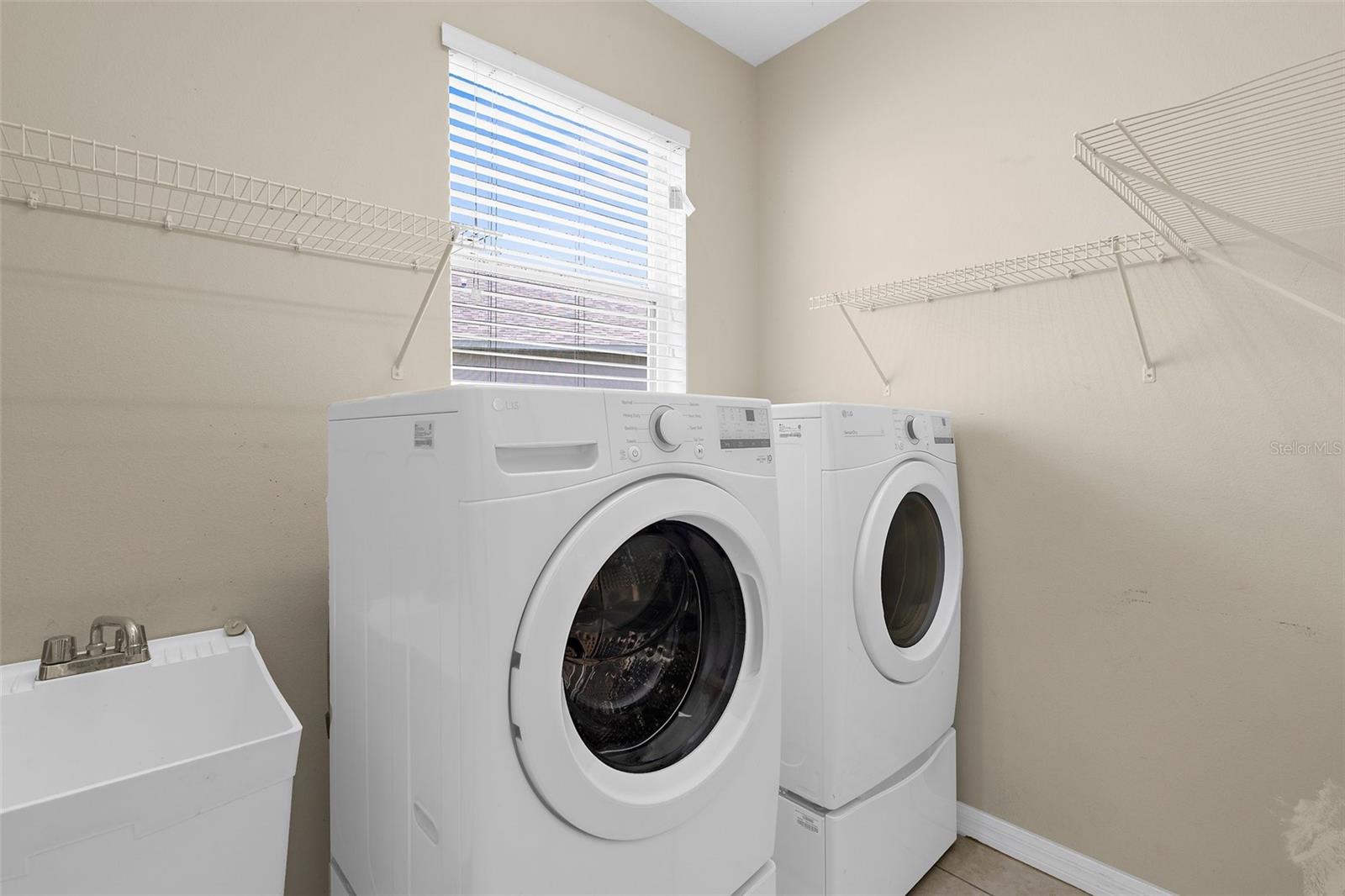 5981 WILLOWS BRIDGE LOOP