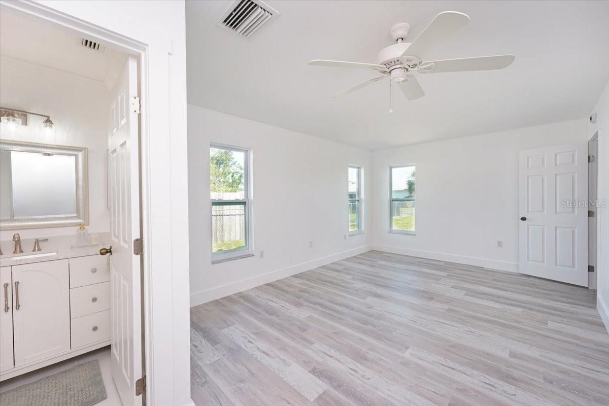 7308 17TH AVE W