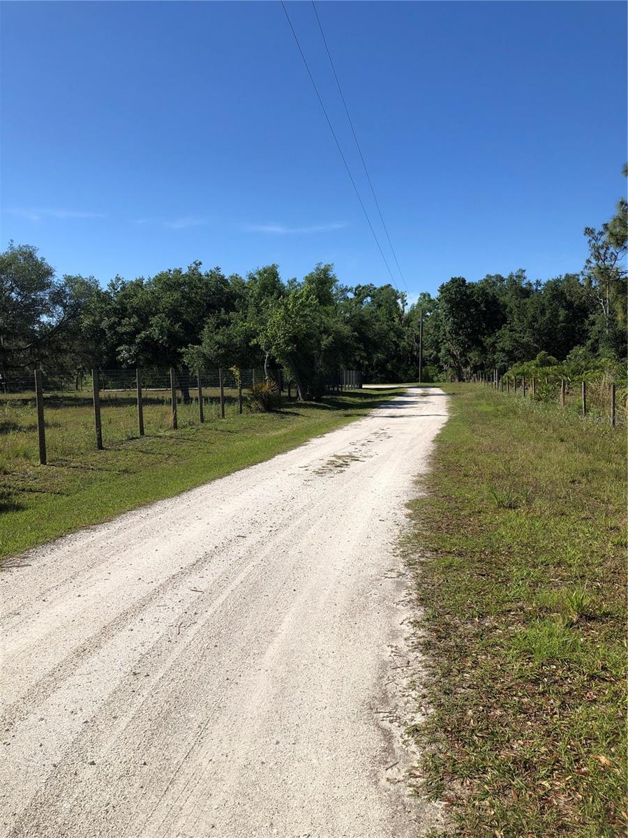 9884 SW SOUTHERN DREAMS RD