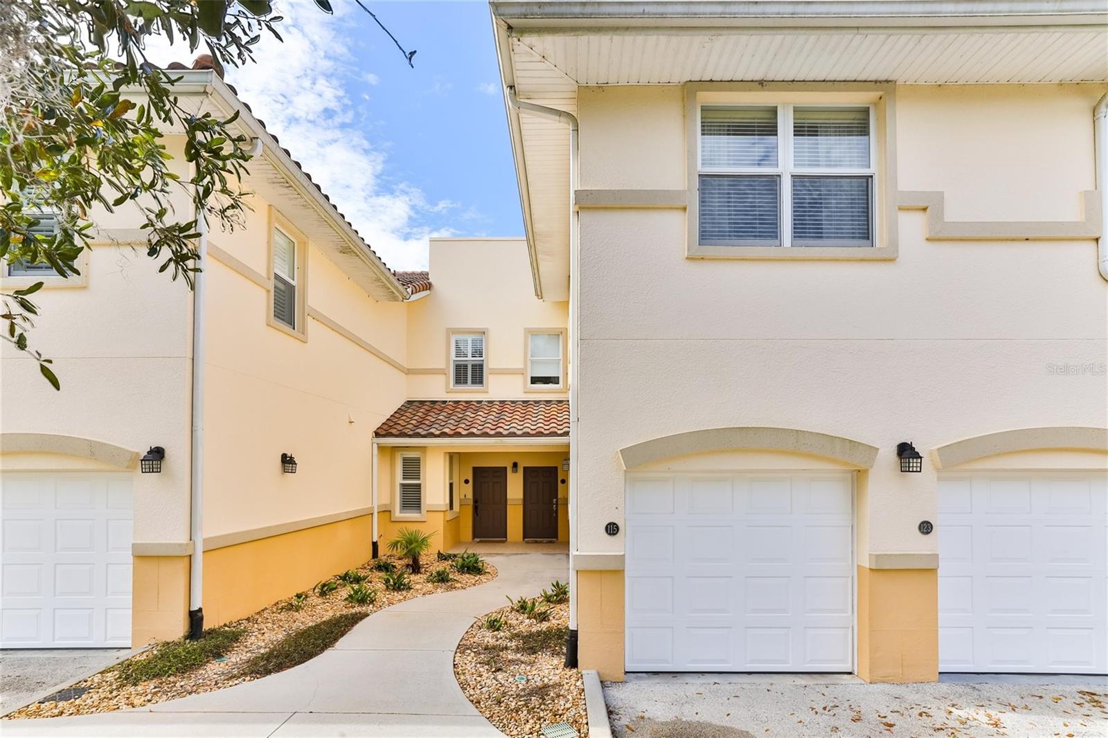 25 RIVERVIEW BND N #115