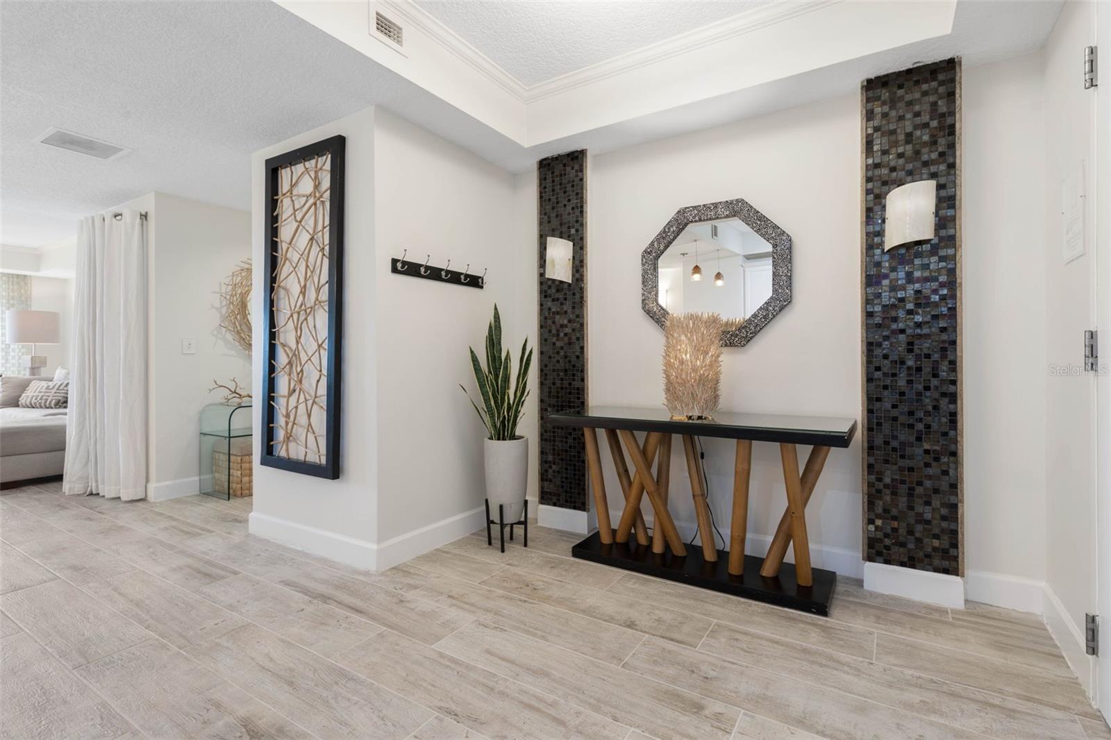 200 OCEAN CREST DR #715