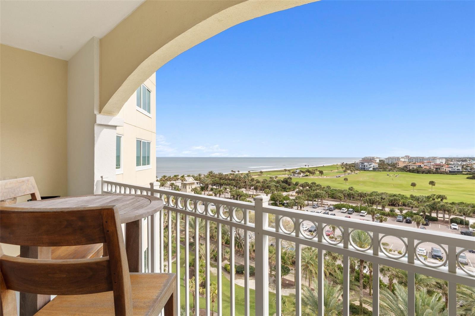 200 OCEAN CREST DR #715