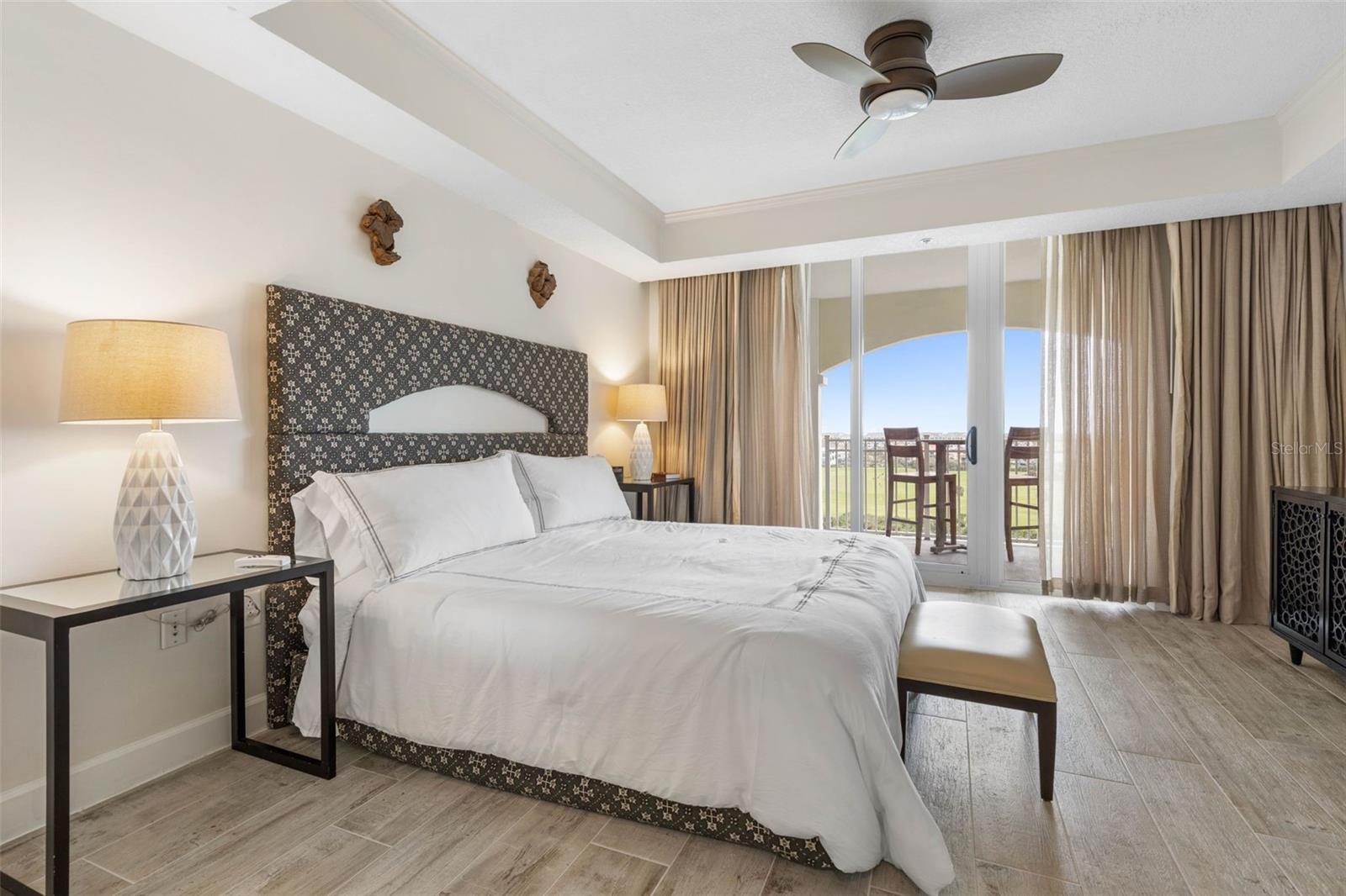 200 OCEAN CREST DR #715