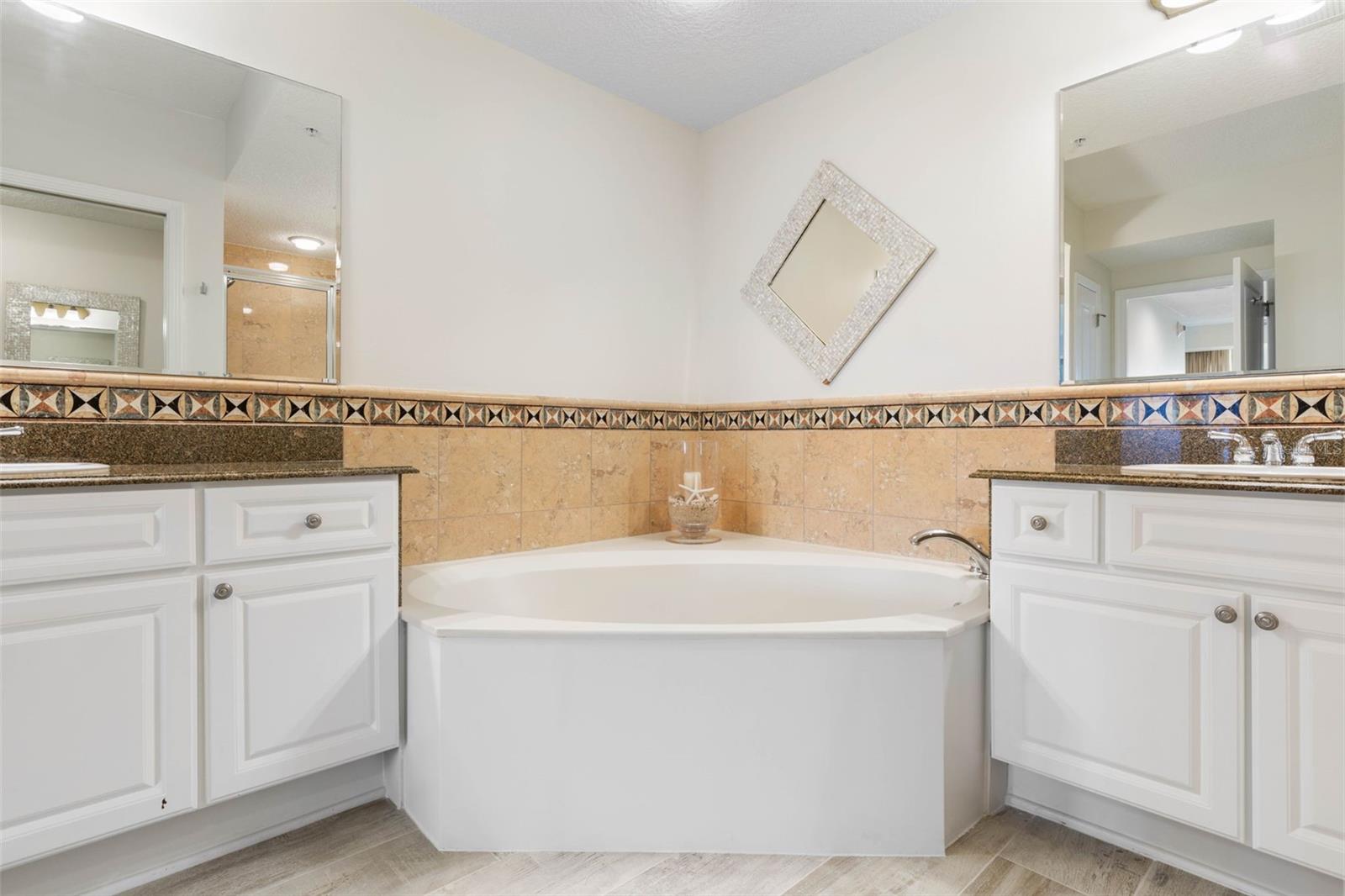 200 OCEAN CREST DR #715