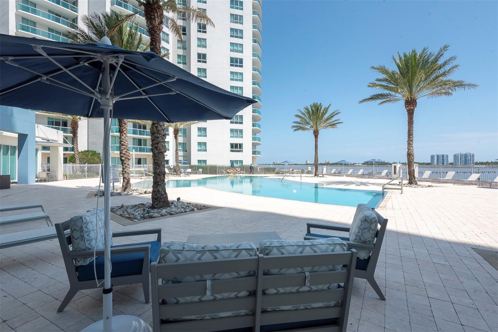 241 RIVERSIDE DR #1209