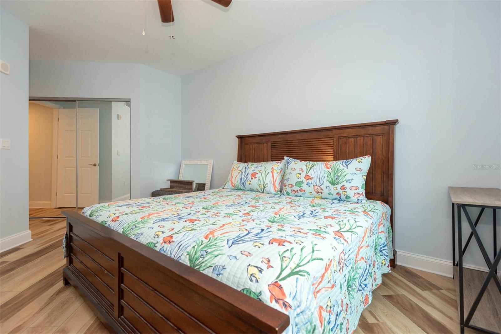 241 RIVERSIDE DR #1209