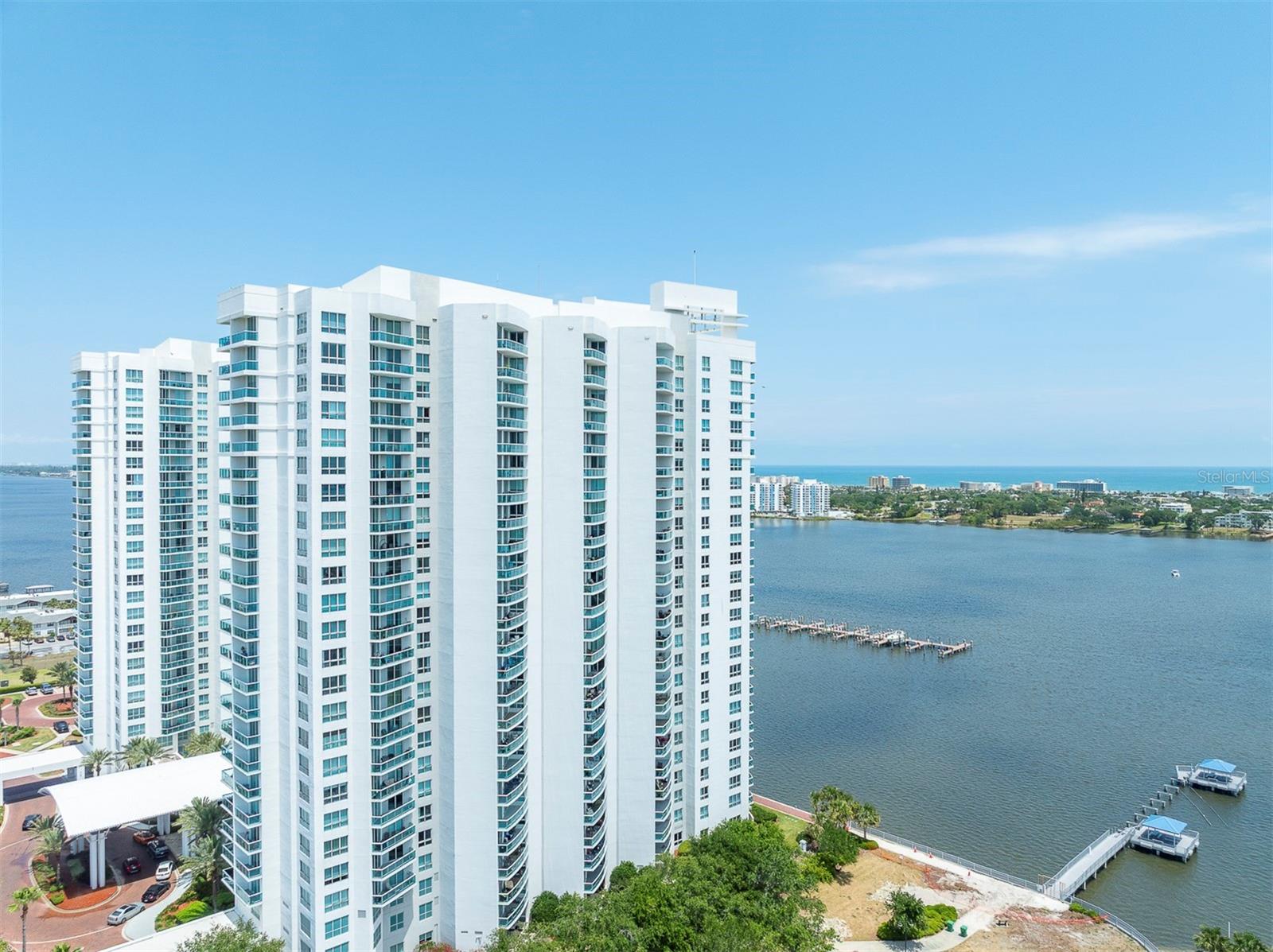 241 RIVERSIDE DR #1209