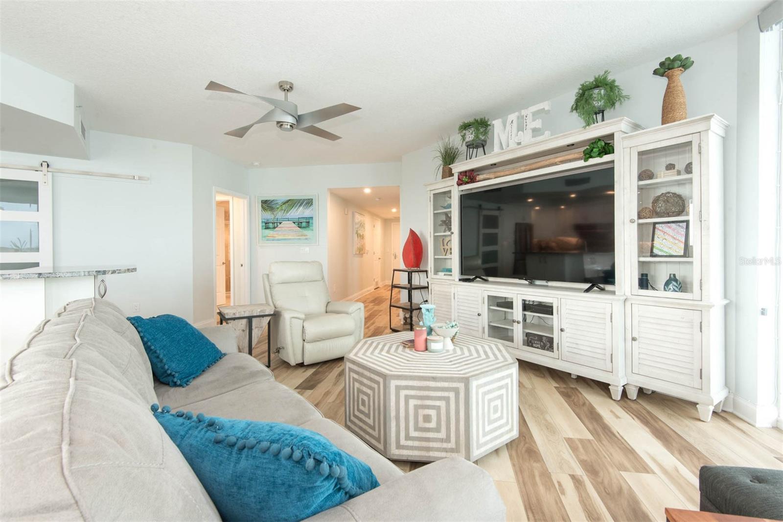 241 RIVERSIDE DR #1209