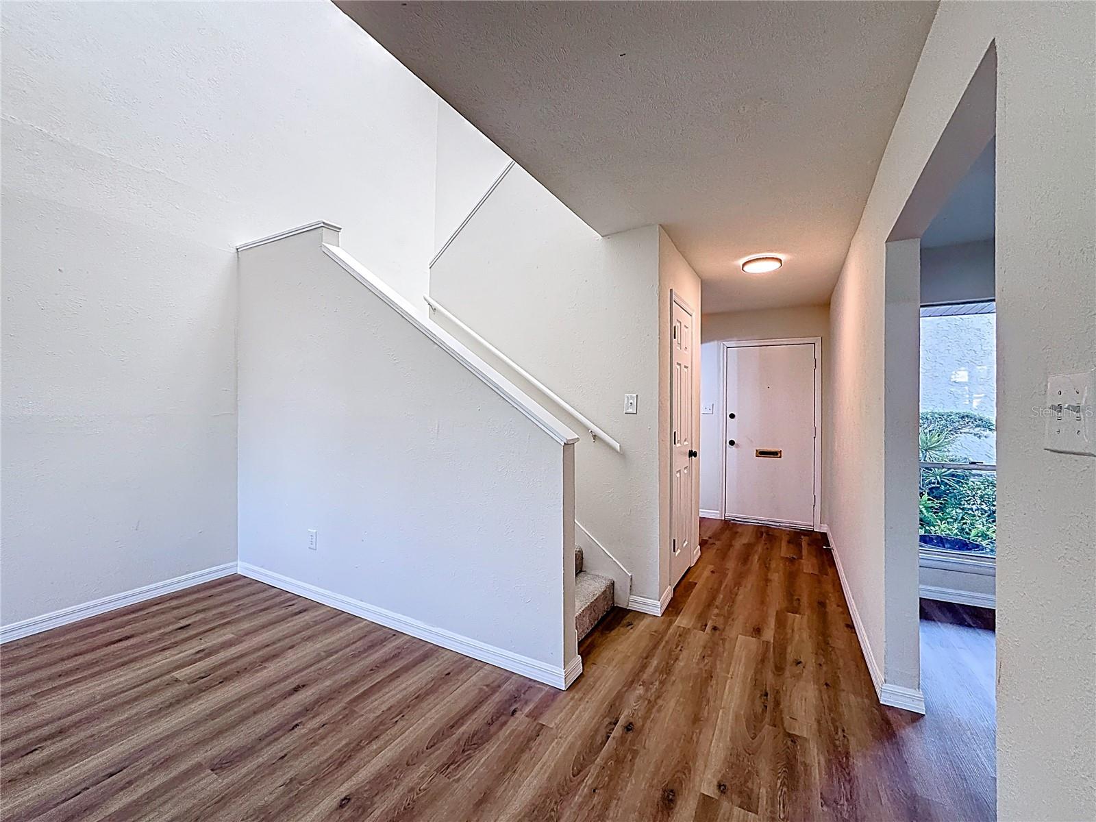 4445 RAYFIELD DR