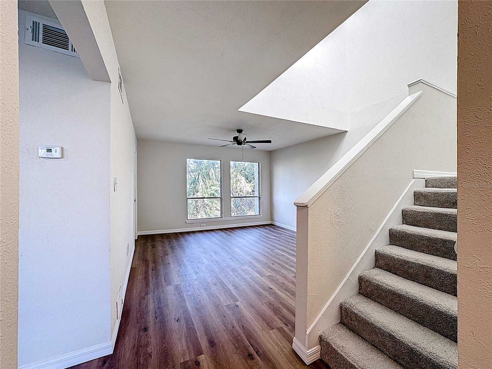 4445 RAYFIELD DR