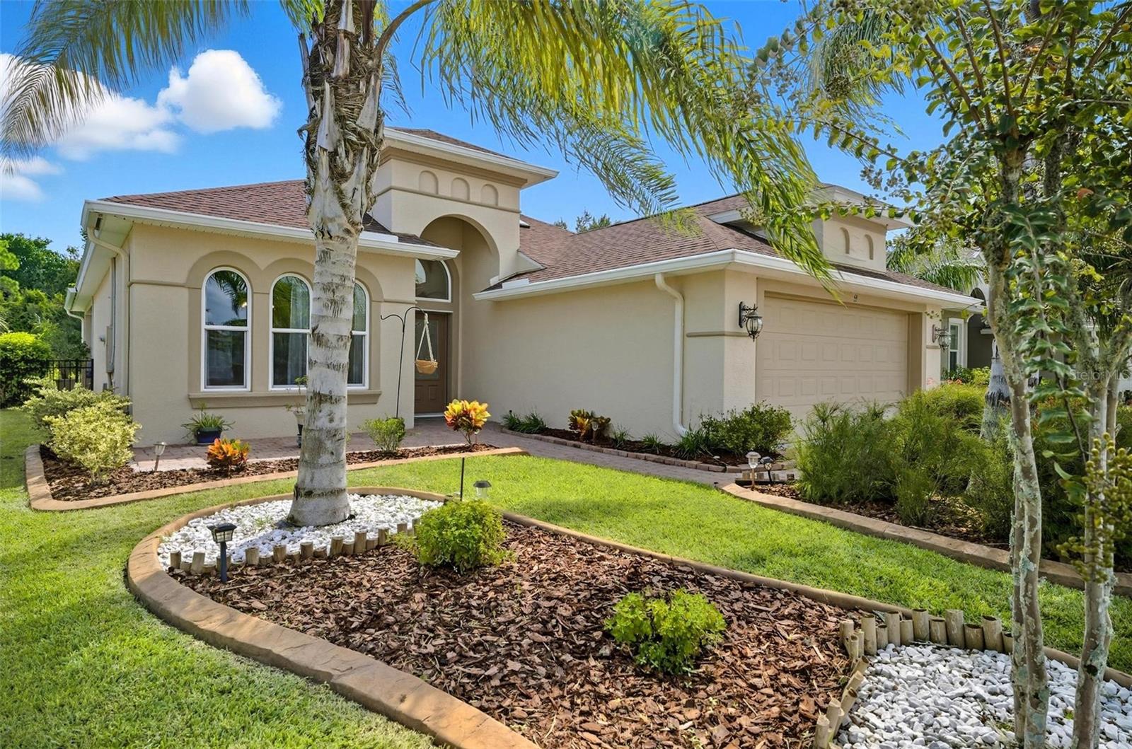 51 GRAHAM WOODS PL