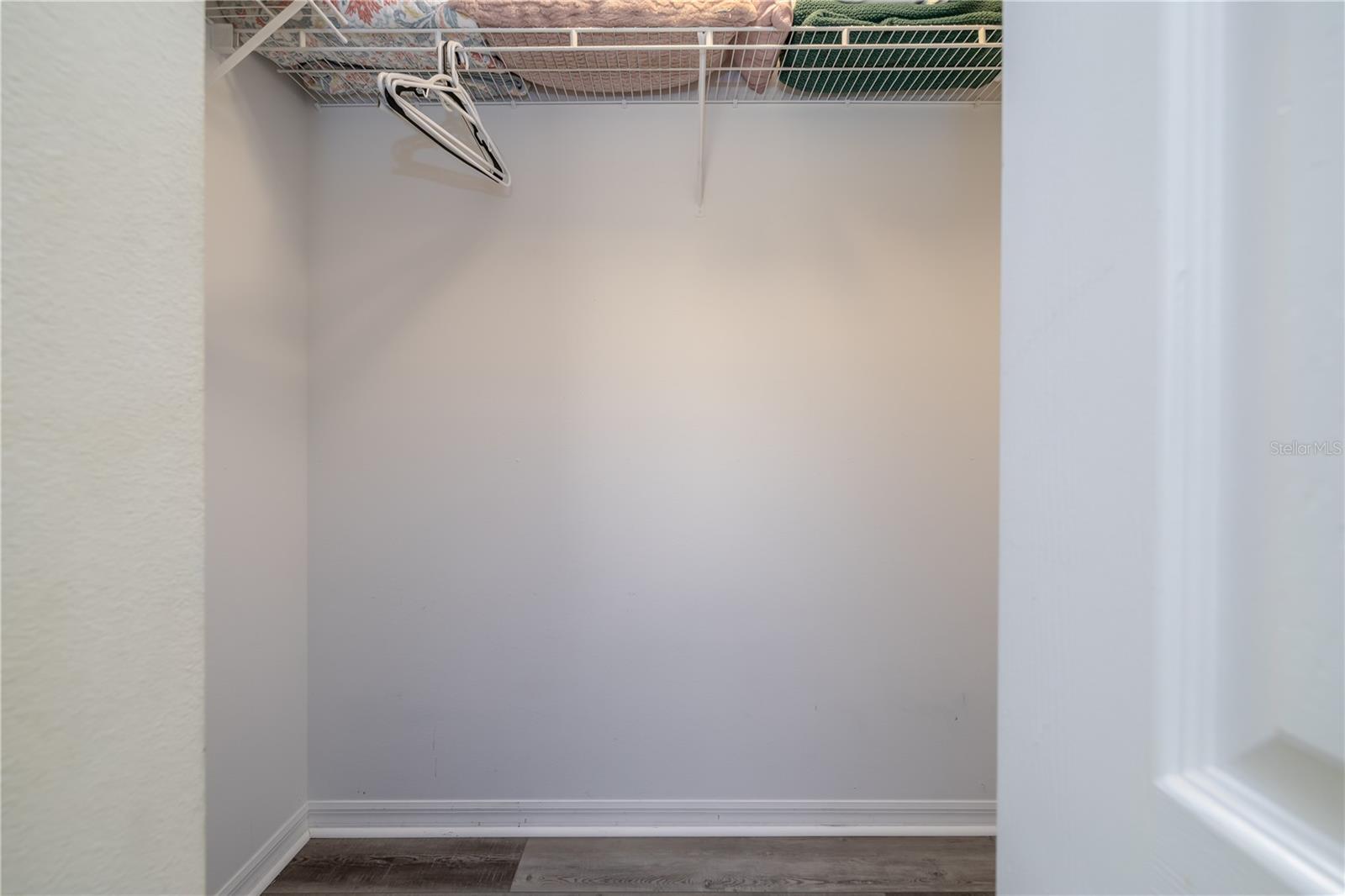 633 ART CENTER AVE