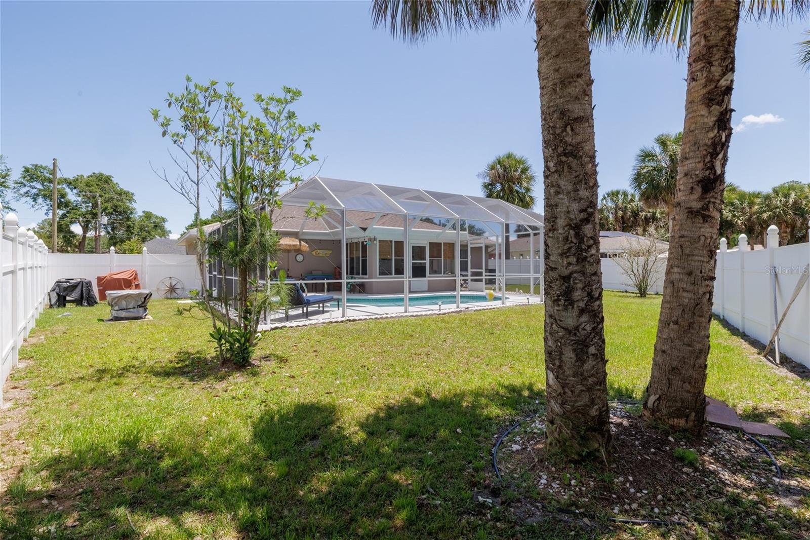 22 PROSPECT LN