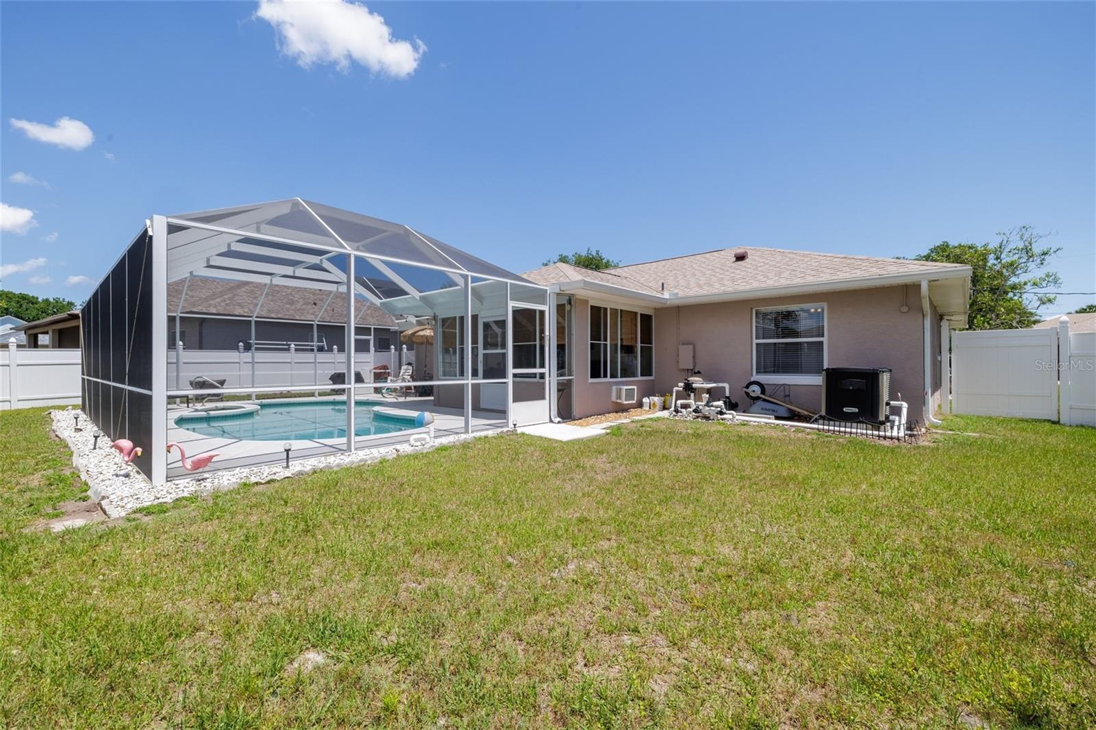 22 PROSPECT LN