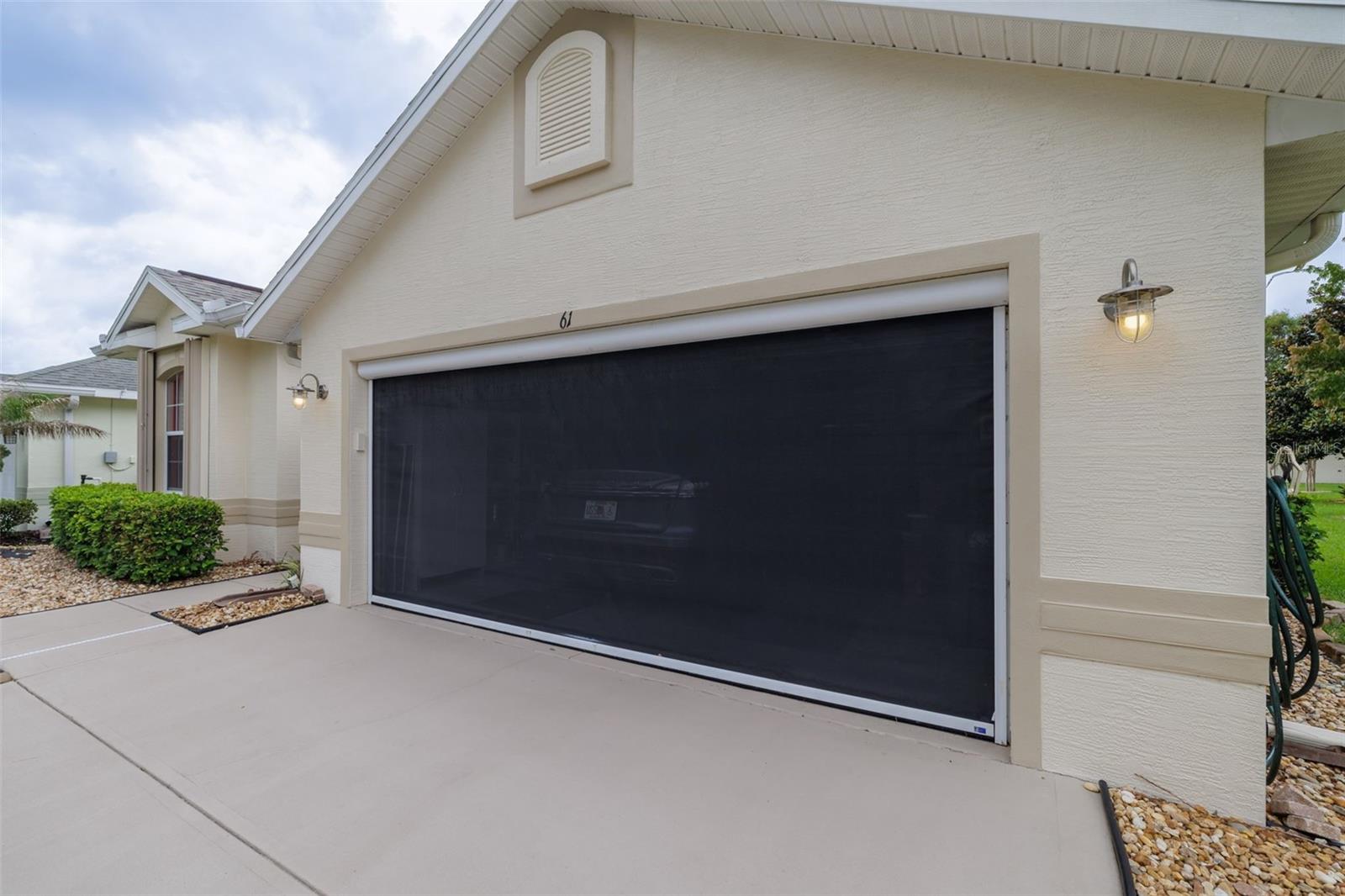 61 RAINTREE CIR