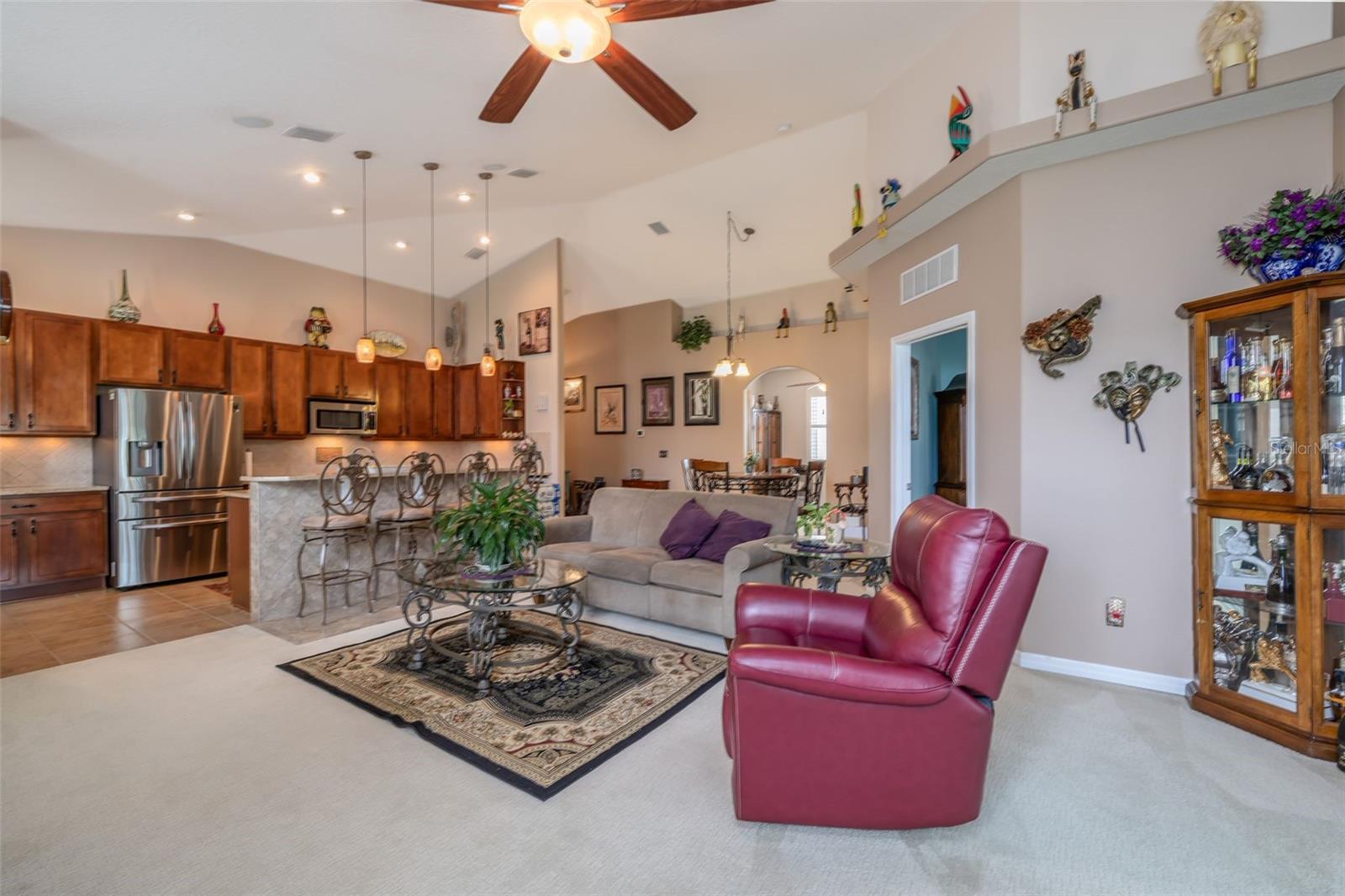 61 RAINTREE CIR