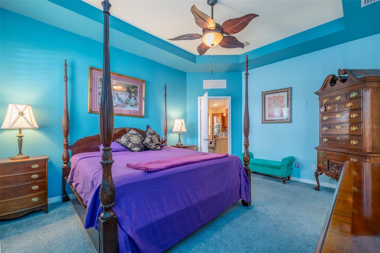 61 RAINTREE CIR