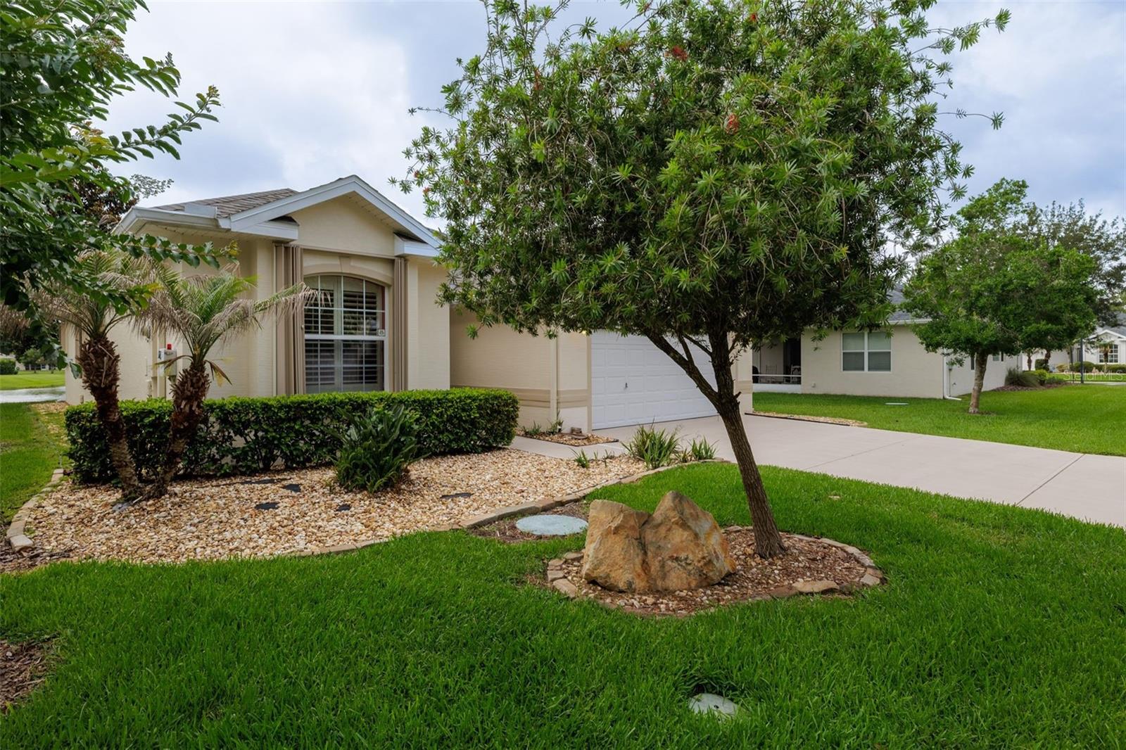 61 RAINTREE CIR