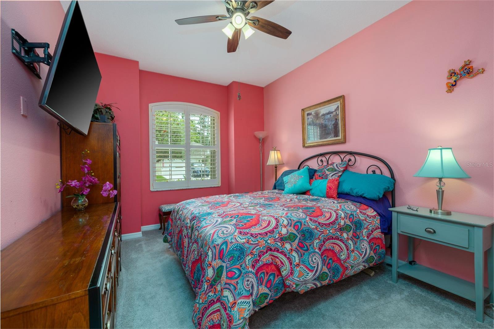 61 RAINTREE CIR