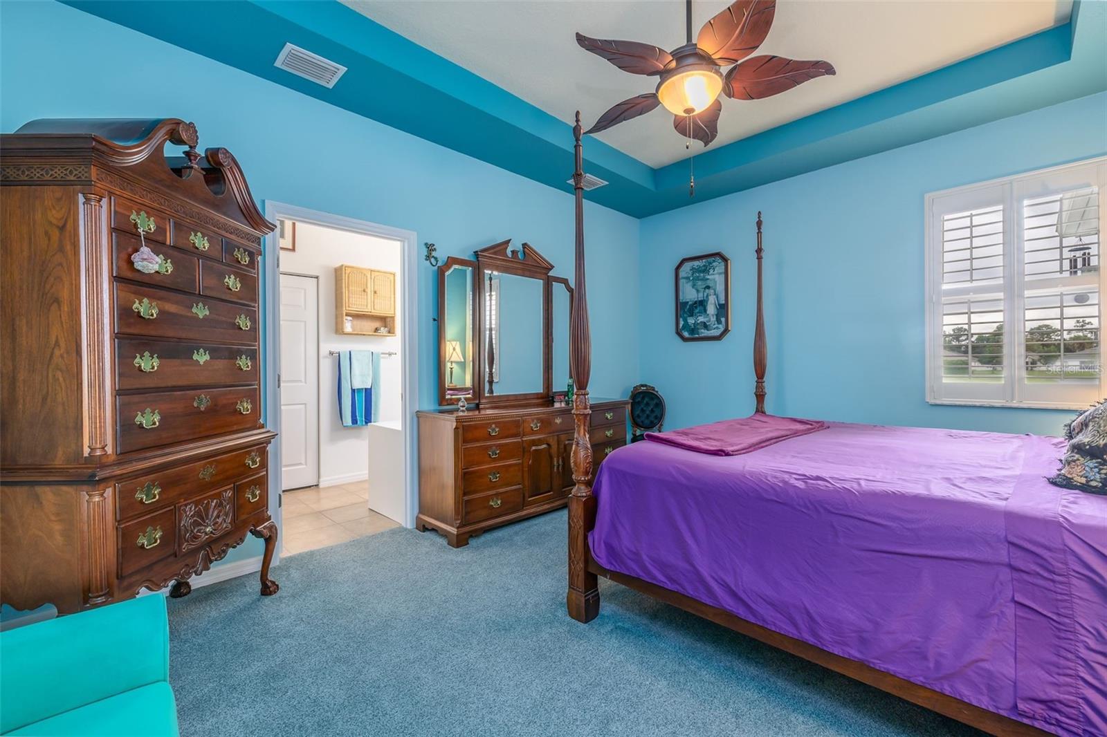 61 RAINTREE CIR