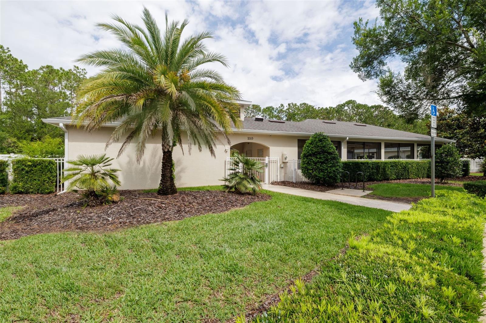 61 RAINTREE CIR