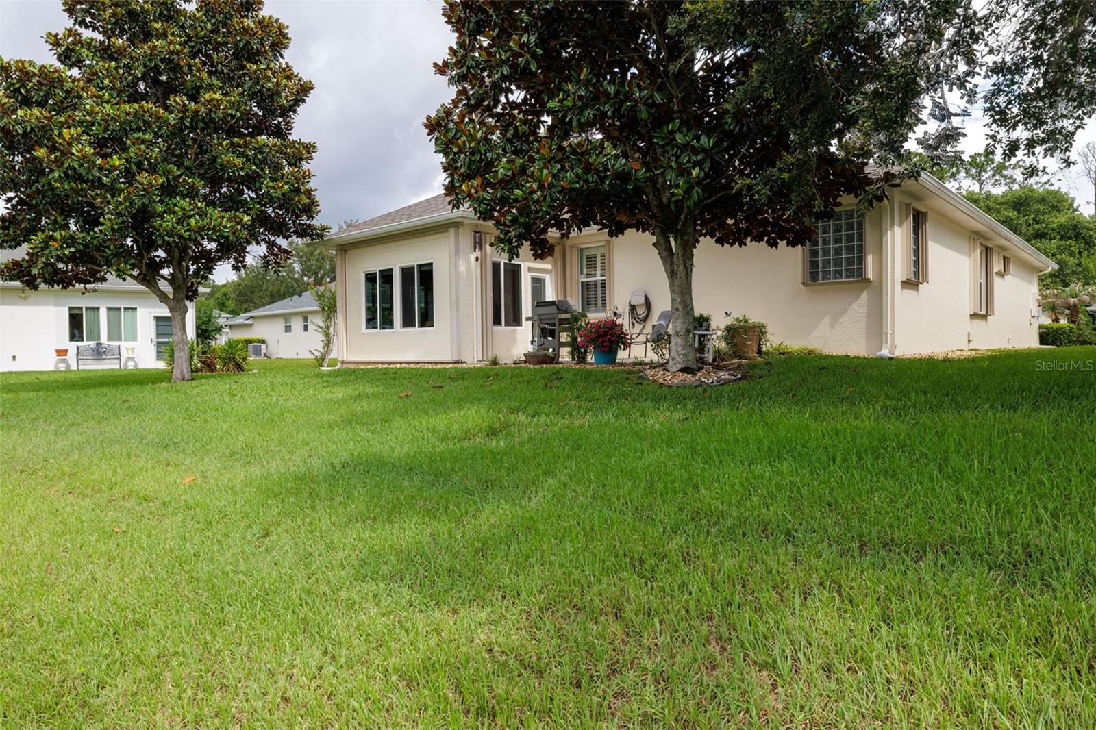 61 RAINTREE CIR