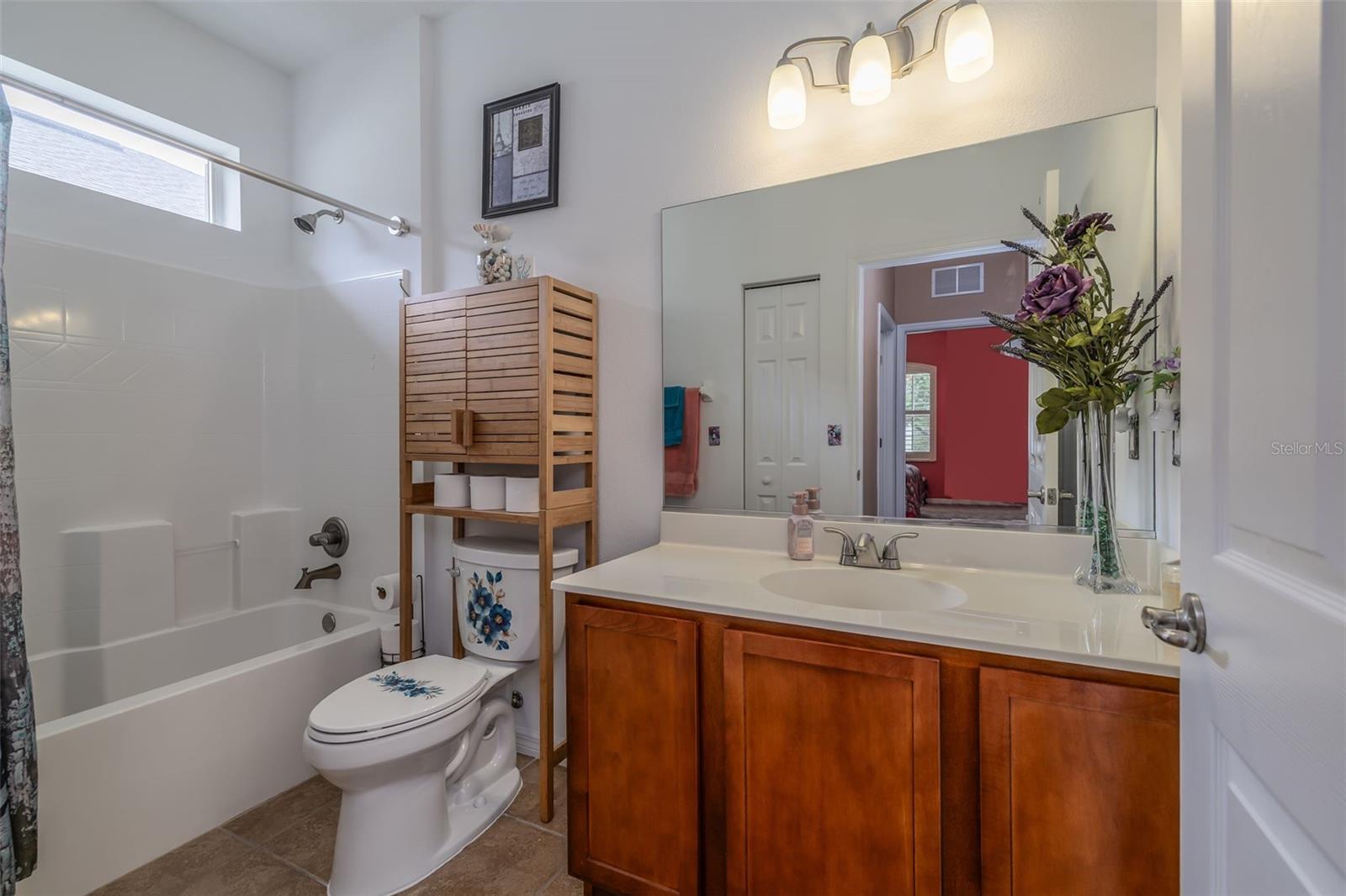 61 RAINTREE CIR