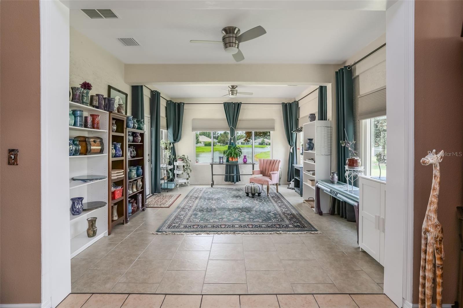 61 RAINTREE CIR