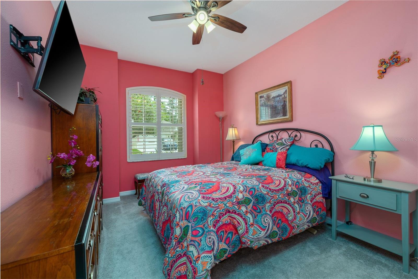 61 RAINTREE CIR