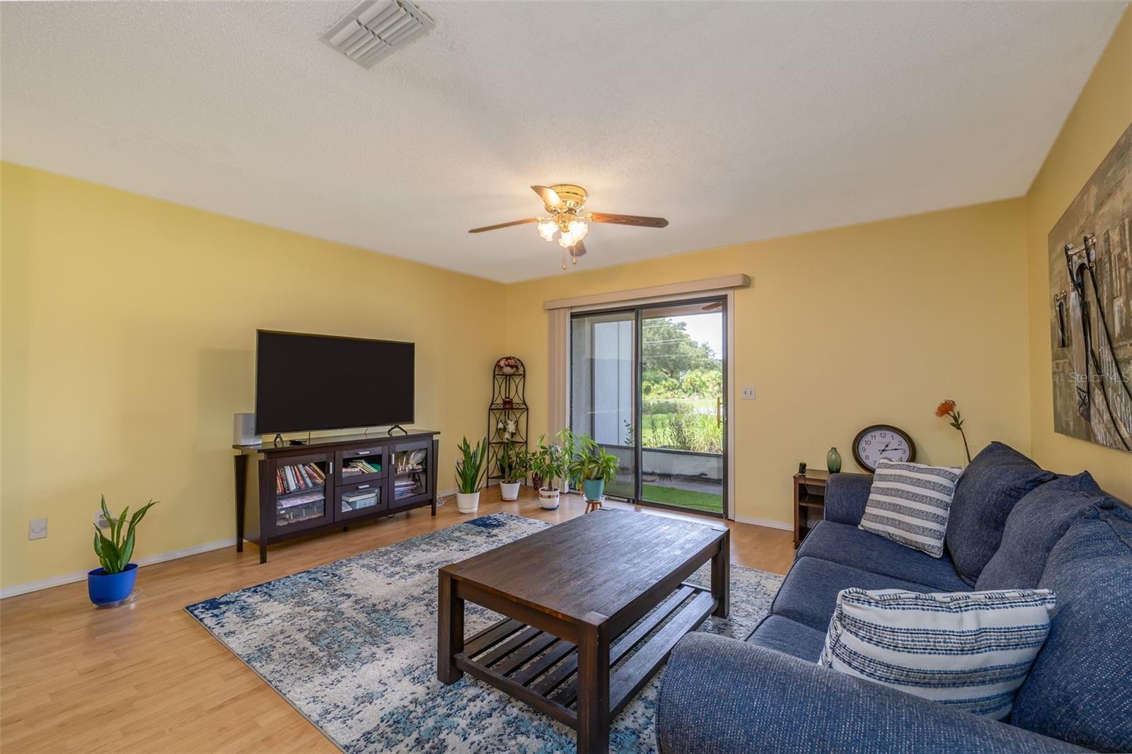 105 WHITE FAWN DR #1050