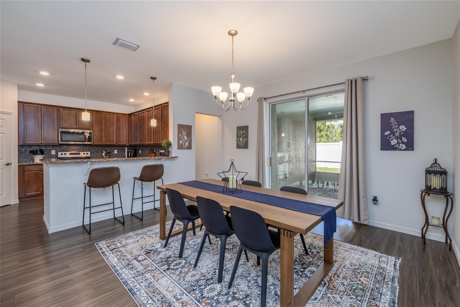 18 OAKLEAF WAY
