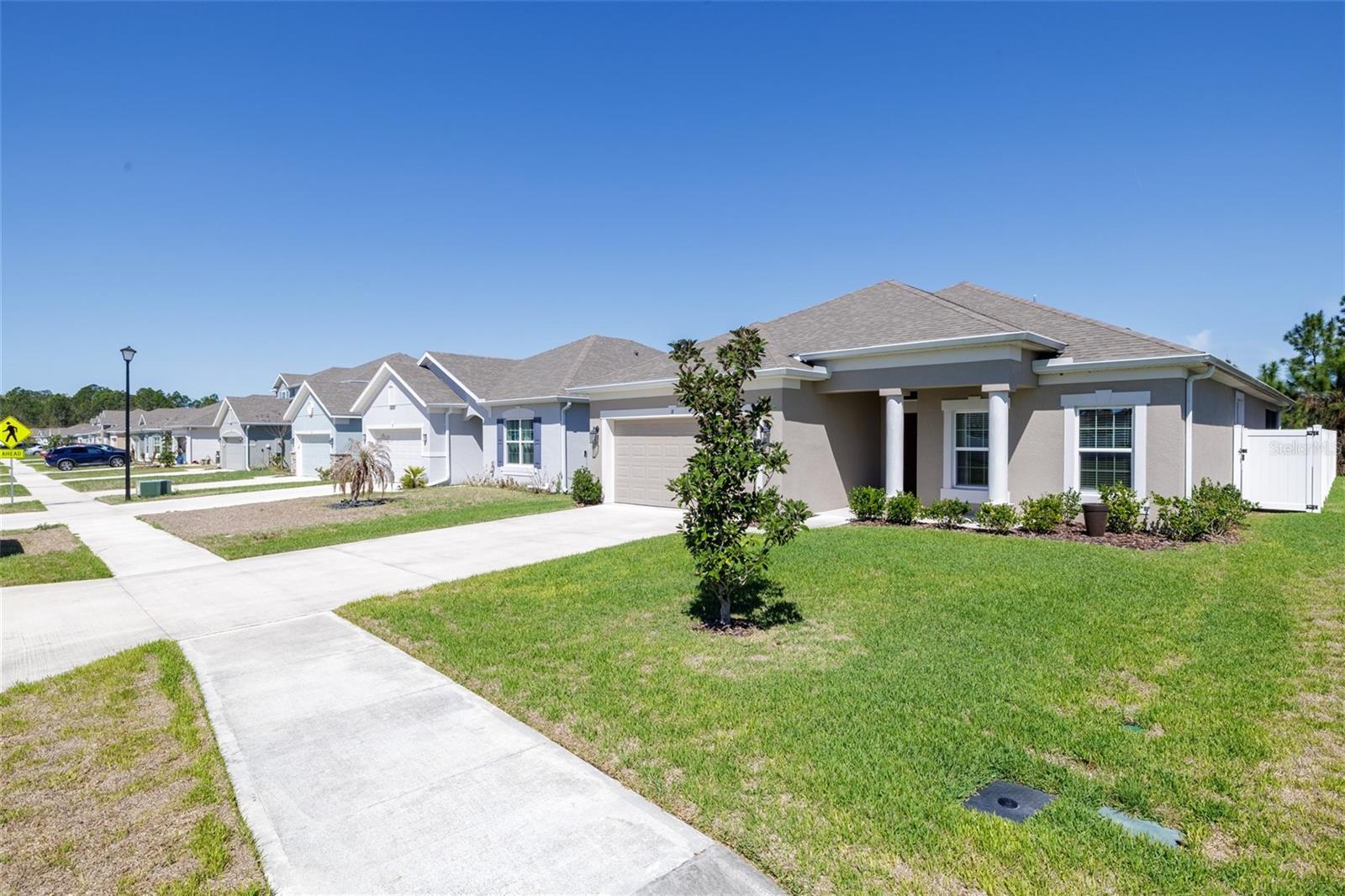 18 OAKLEAF WAY
