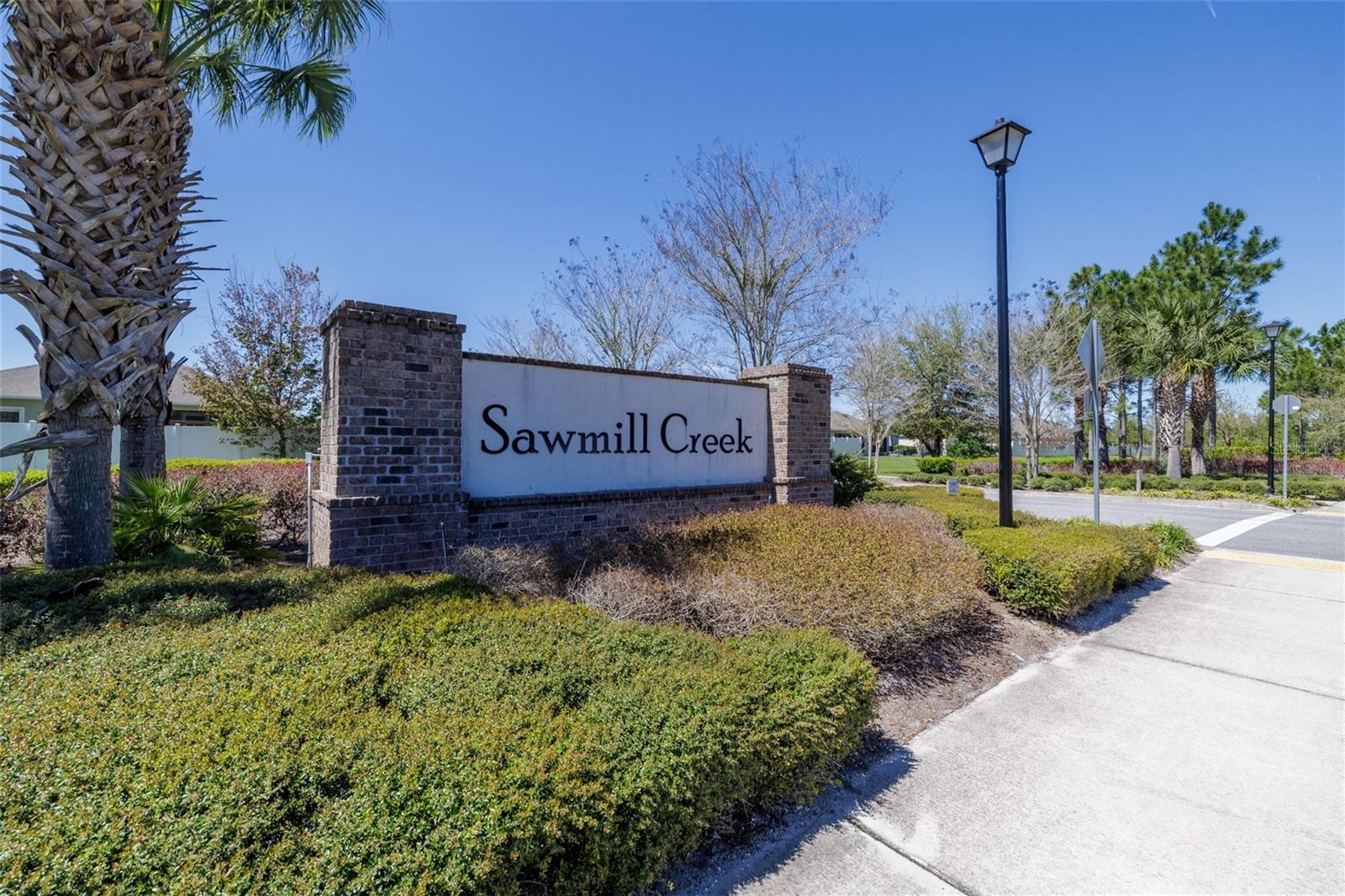 18 OAKLEAF WAY