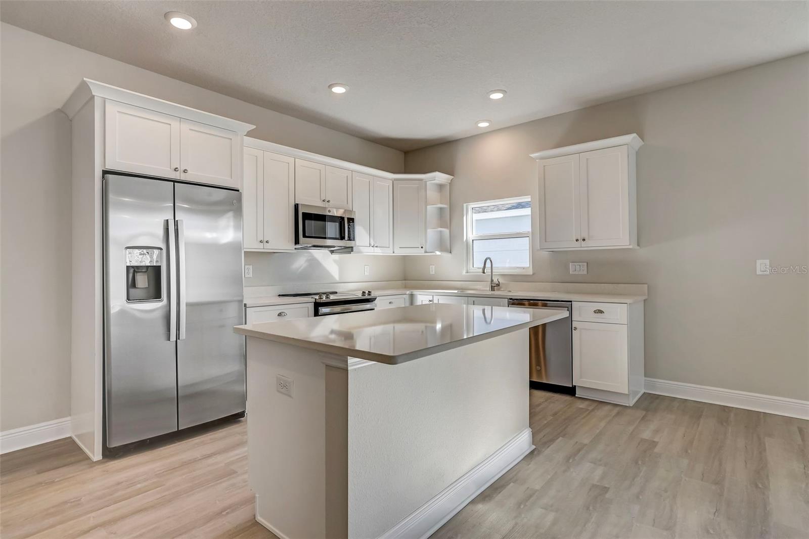 557 Venetian Palms BLVD