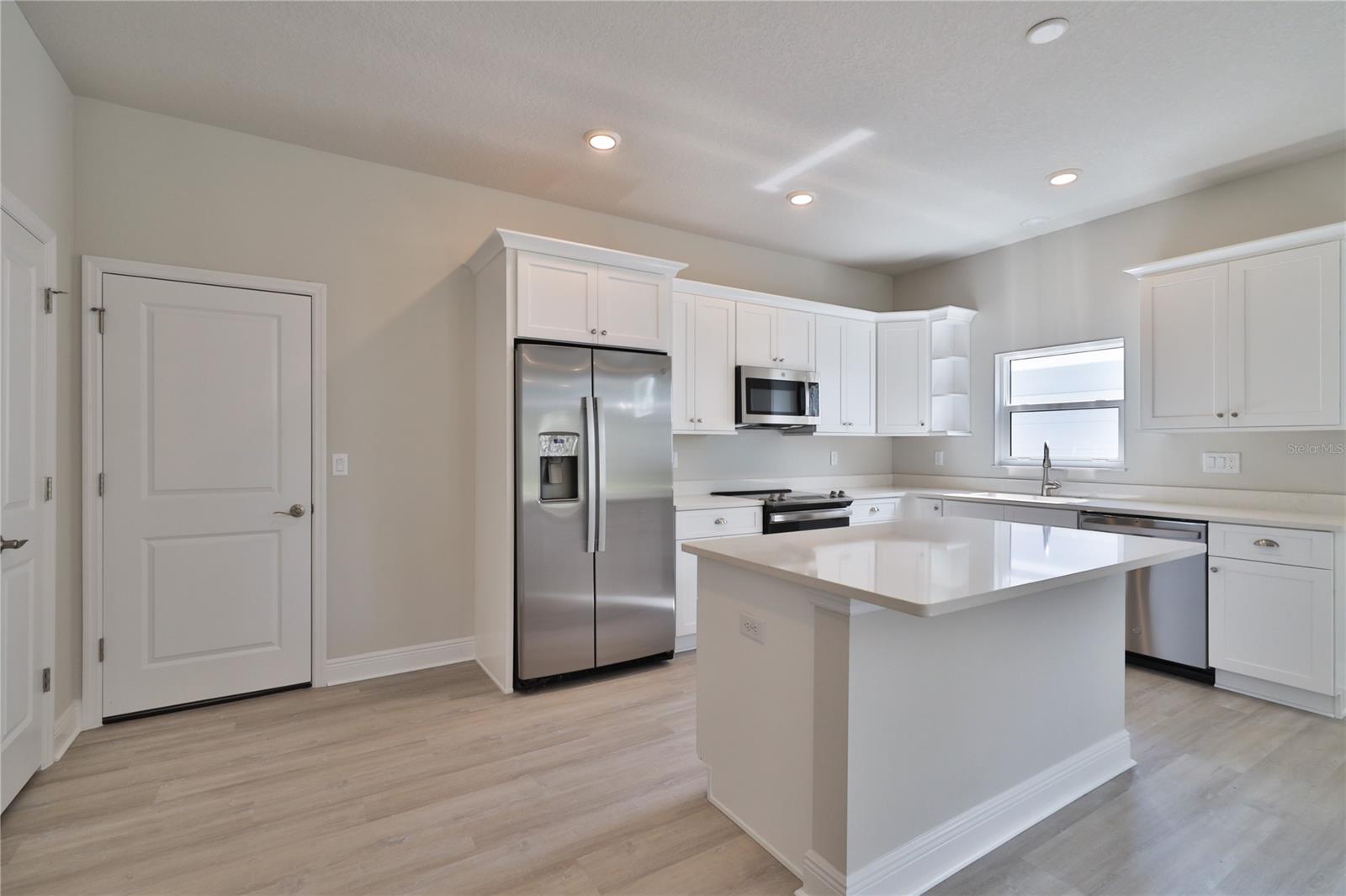 557 Venetian Palms BLVD