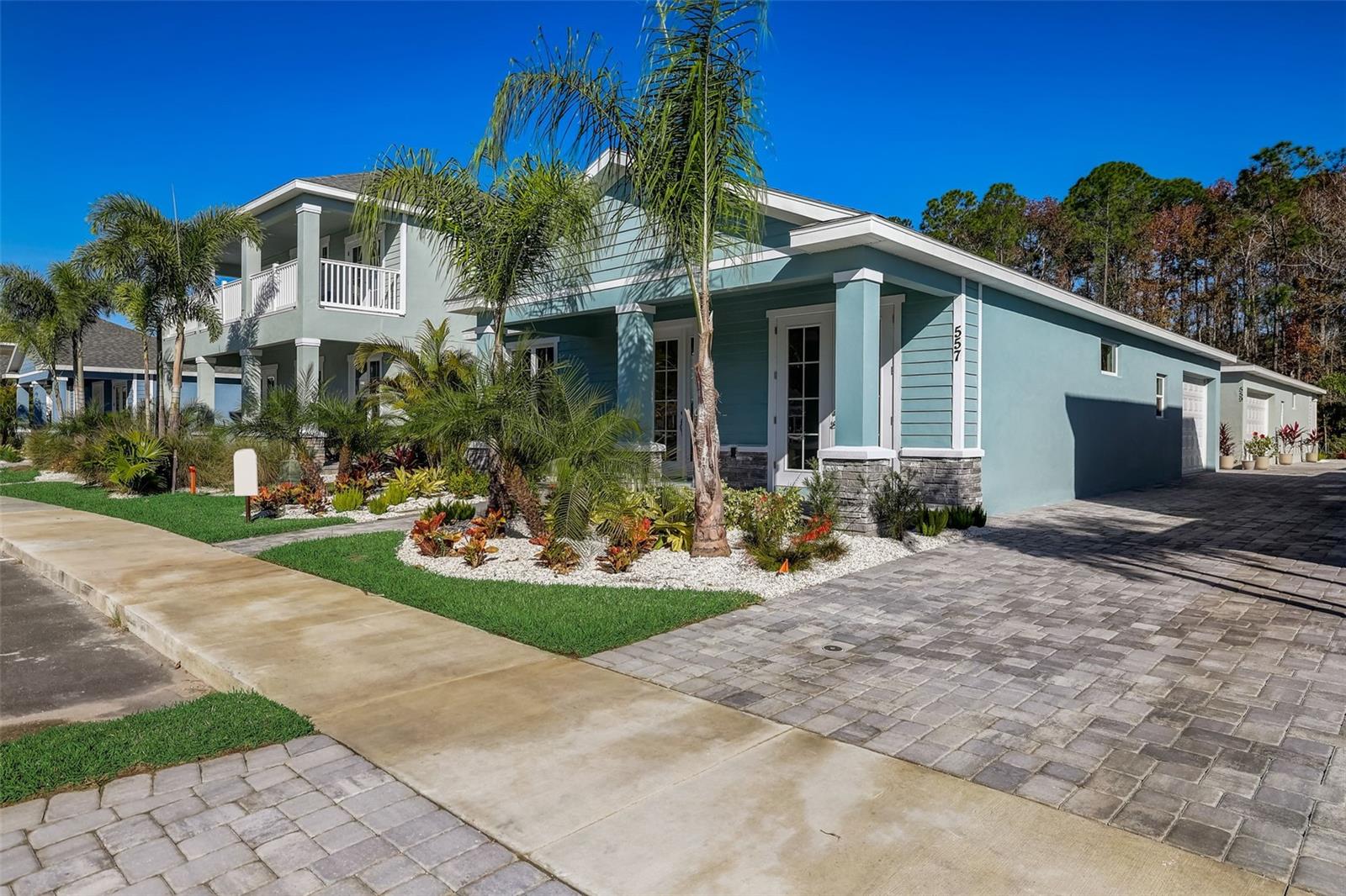 557 Venetian Palms BLVD