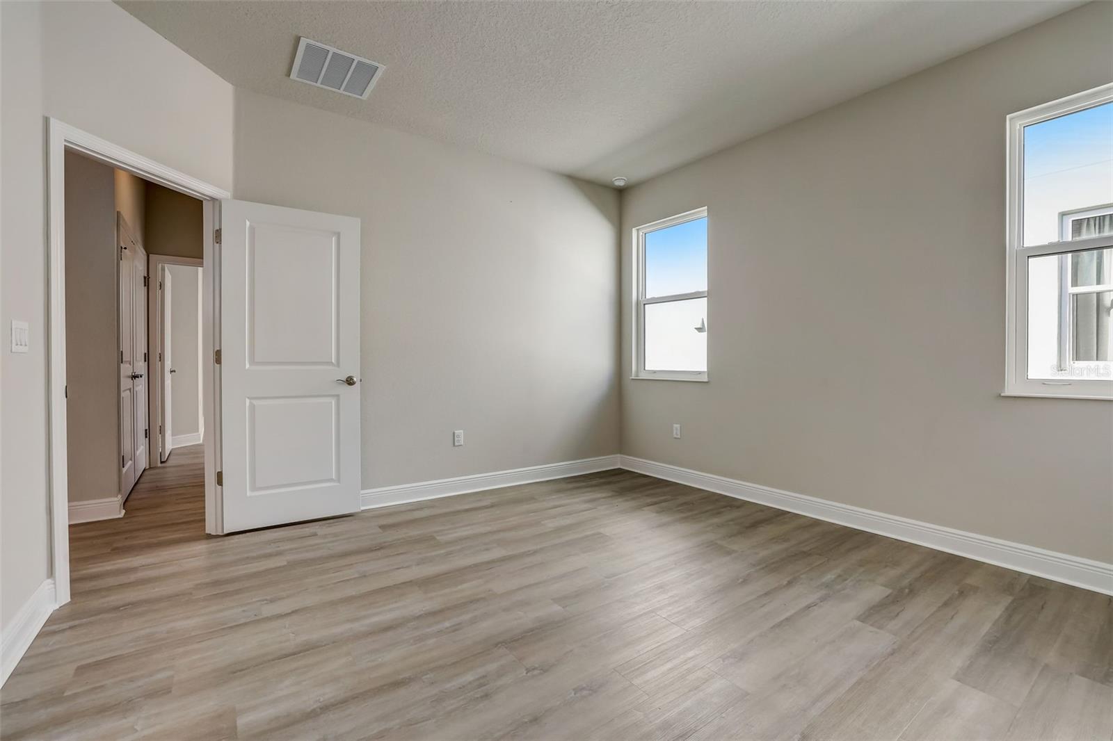 557 Venetian Palms BLVD