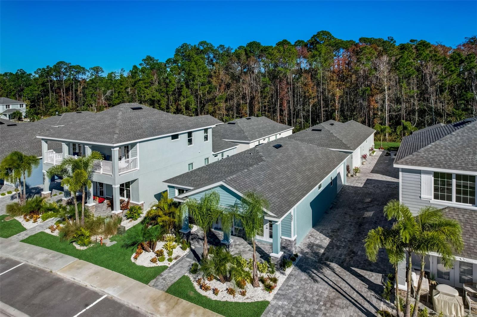 557 Venetian Palms BLVD